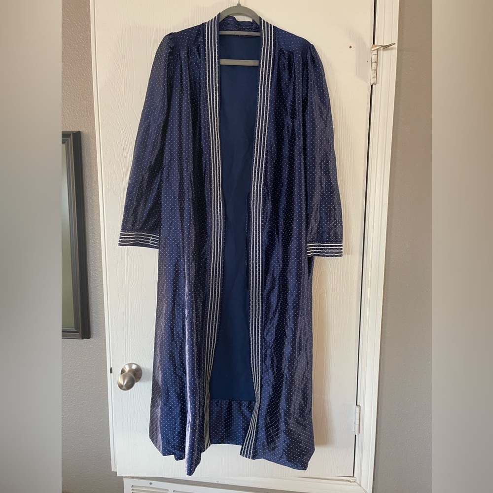 Vintage robe